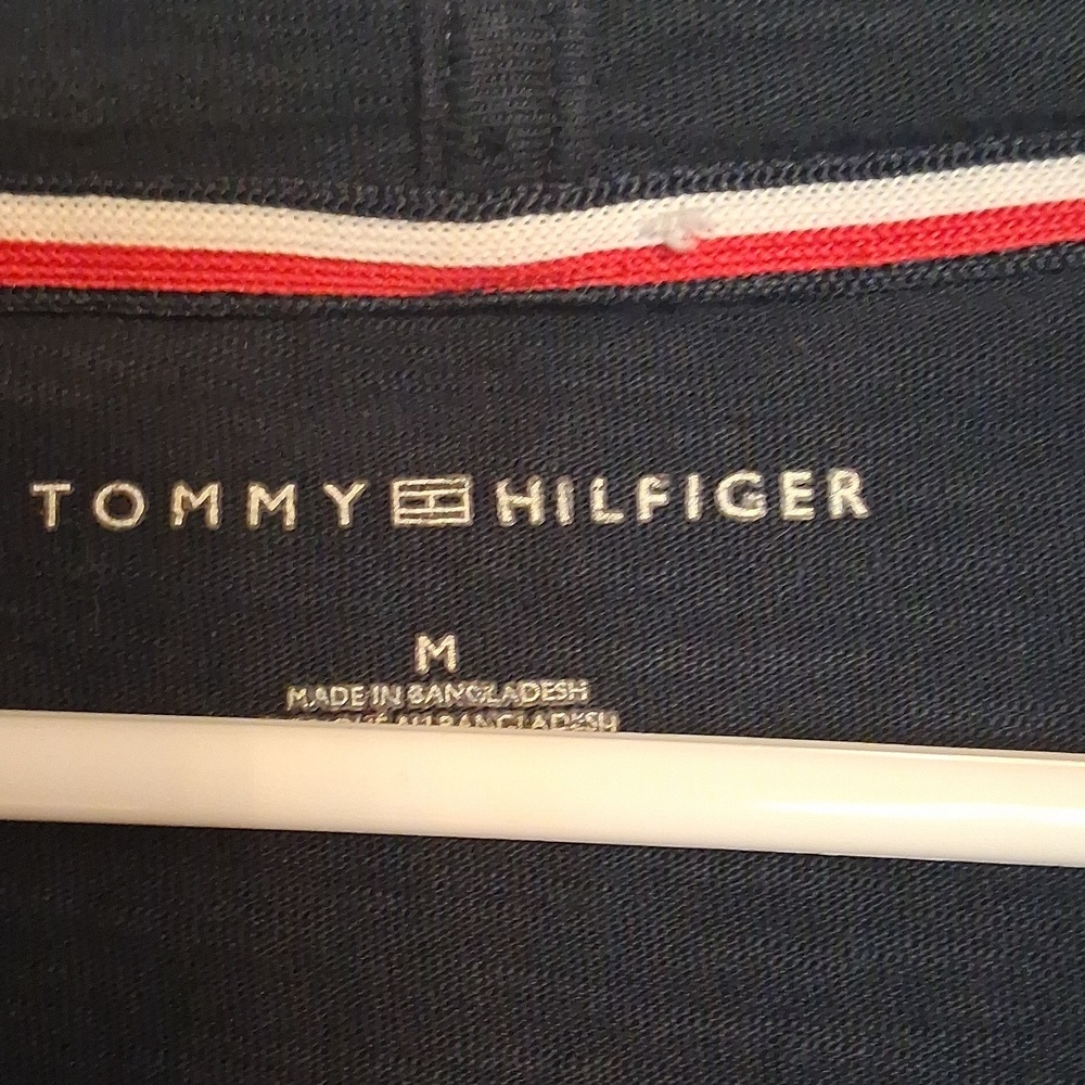 Tommy Hilfiger Hooded Top with Red and White Stripes Size Medium - Picture 4 of 9